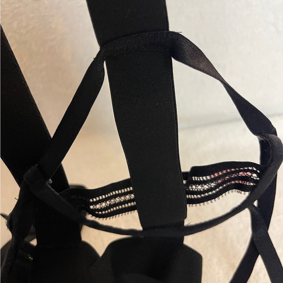 Boohoo Black Strappy Intimate Set - Picture 4 of 11